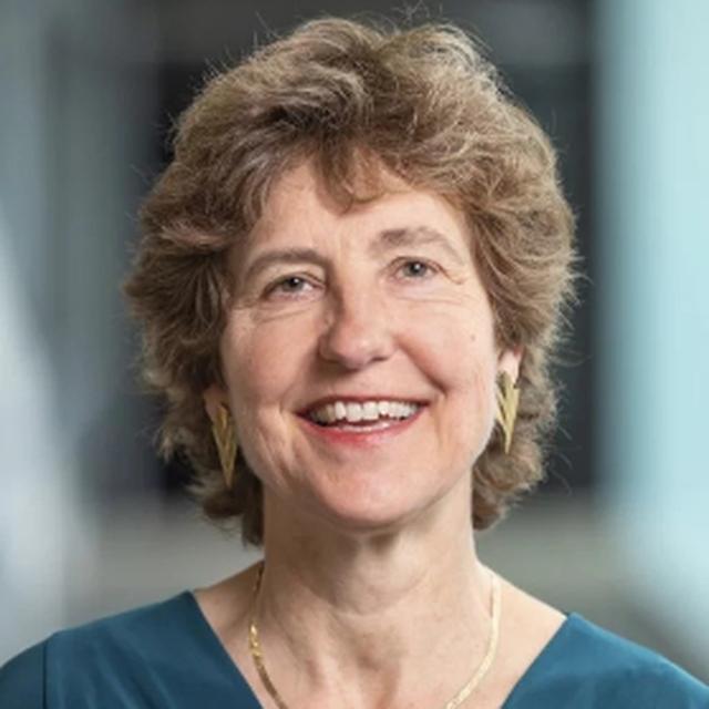 Pasfoto Tanja van der Lippe